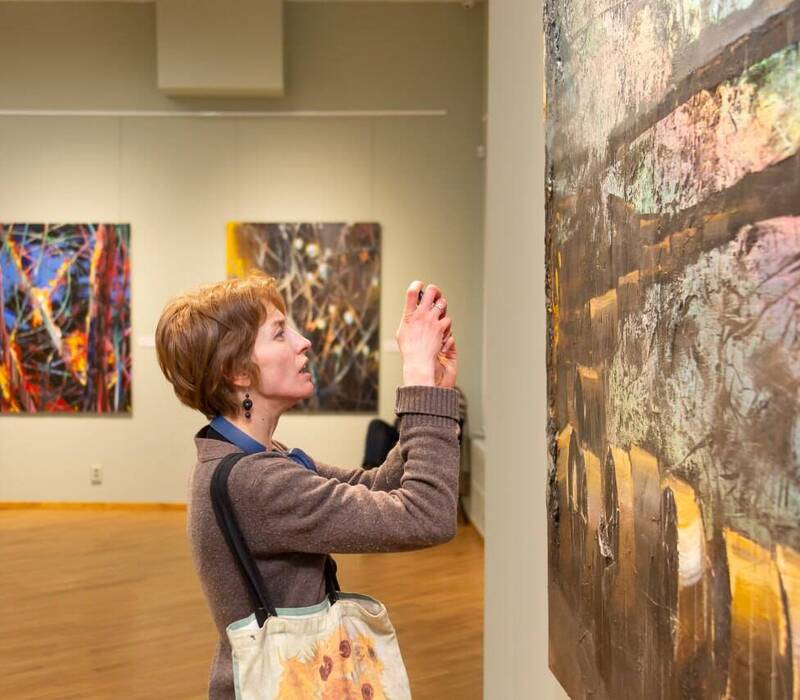 В Нижегородском художественном музее открылась выставка «Другая сторона леса»