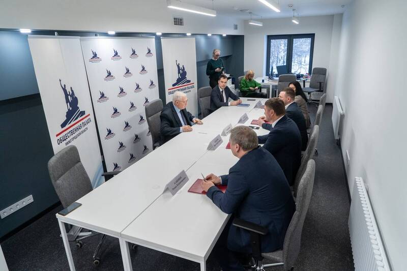 Общественная палата Нижегородской области подписала соглашения с политическими партиями о наблюдении за голосованием на выборах