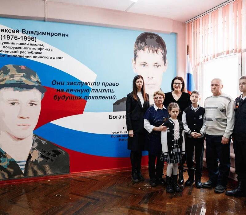 В нижегородской школе №94 открыли арт-объект, посвященный защитникам Отечества