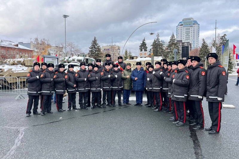 Дорогой героев: нижегородские кадеты приняли участие в Параде Памяти в Самаре, посвященном 83-й годовщине легендарного парада в 1941 году