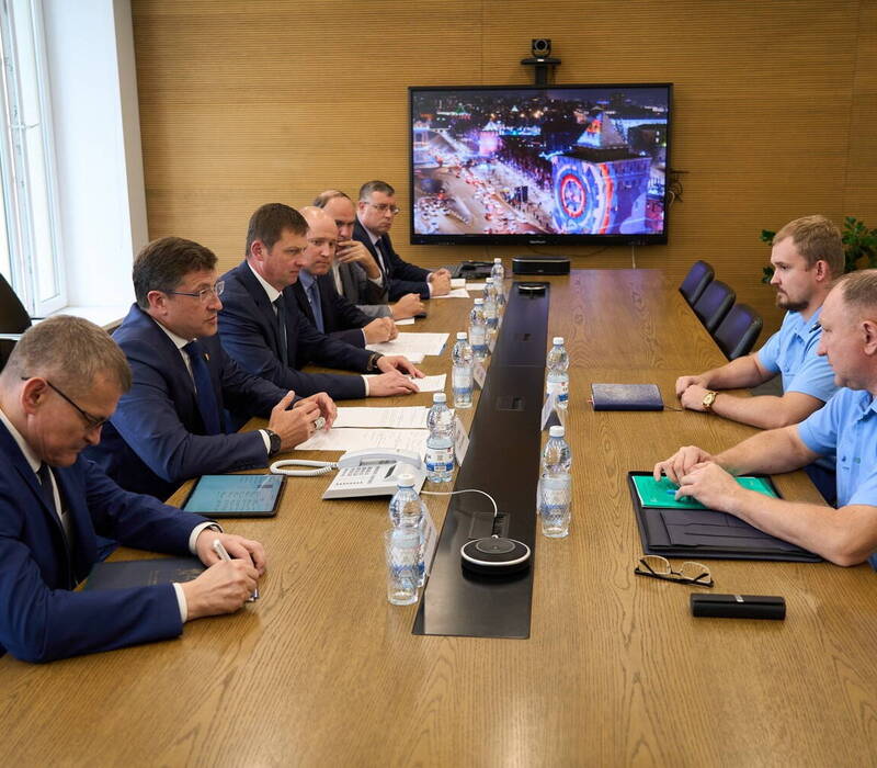 Глеб Никитин провел рабочую встречу с руководителем Волжской межрегиональной природоохранной прокуратуры Александром Илюшиным