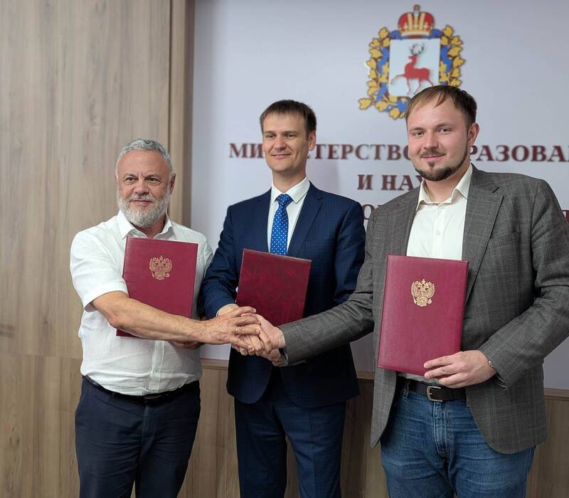 Учителя сядут за парты...