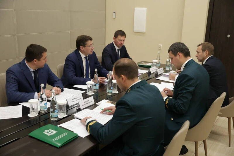 Глеб Никитин обсудил с главой Рослесхоза развитие лесной отрасли