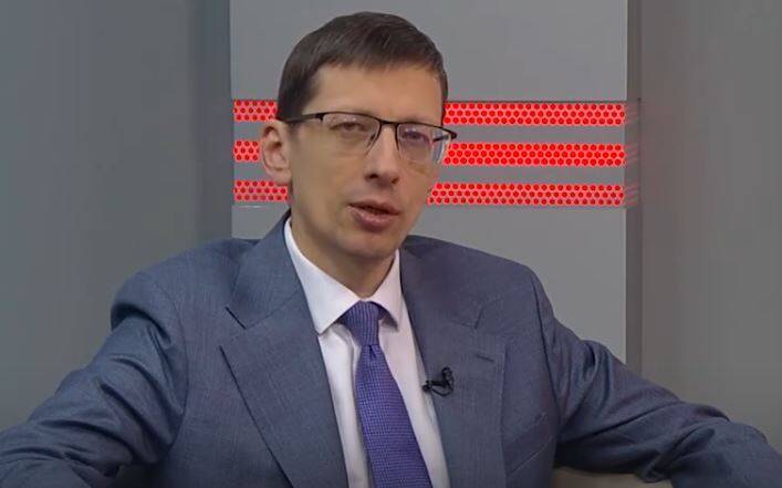 Егор Поляков: "Финансирование "демографического пакета" мер поддержки - важный акцент в бюджете региона" 