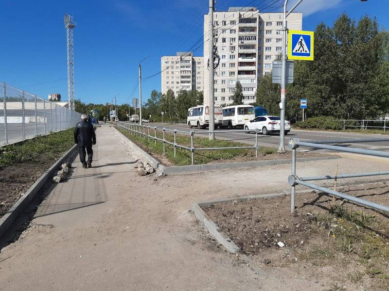 В Дзержинске приступили к ремонту тротуаров и проездов до социальных учреждений города