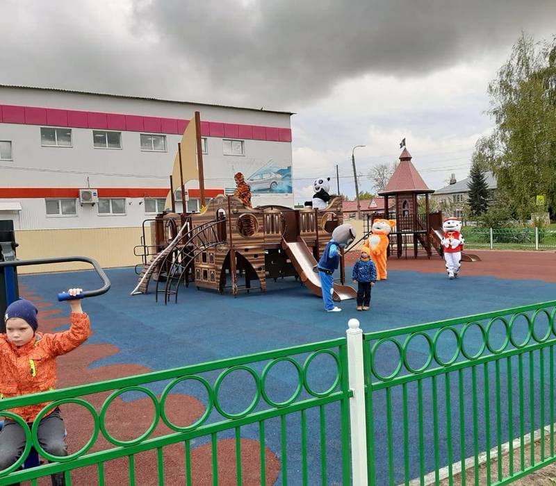 Благоустройство парка завершилось в рабочем поселке Пильна