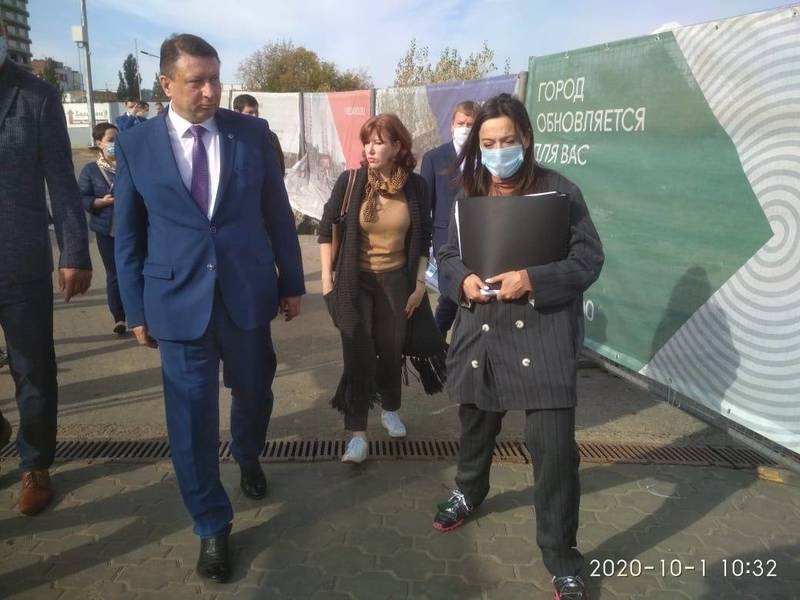 Группа общественного контроля на месте проконтролировала ход работ на площади Маркина, сквере им. Свердлова, площади перед Канатной дорогой