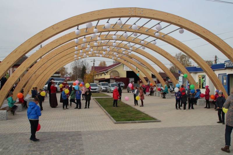 Площадь Свободы благоустроили в Красных Баках