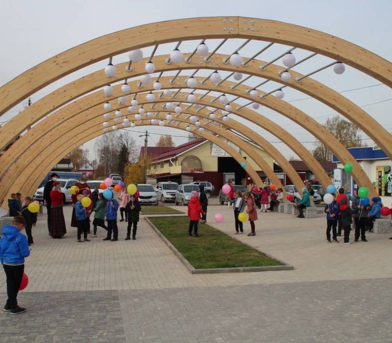 Площадь Свободы благоустроили в Красных Баках