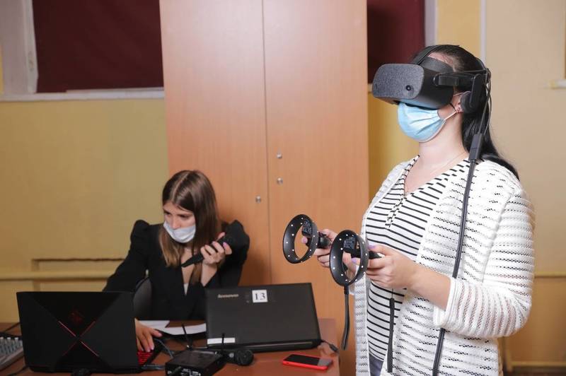 Дзержинские школьники изучают ОБЖ с использованием VR-технологий 