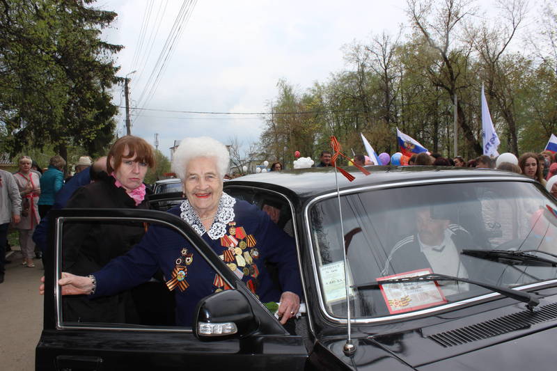 Ее улыбка – символ Победы! Ольга Николаевна Седова старалась накормить всех