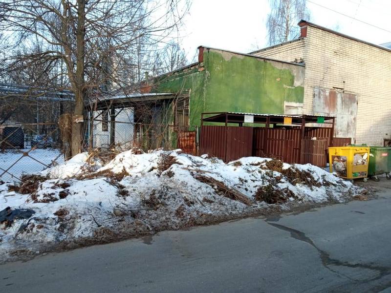 Минэкологии региона совместно с природоохранной прокуратурой провели рейд по проверке контейнерных площадок в Приокском районе