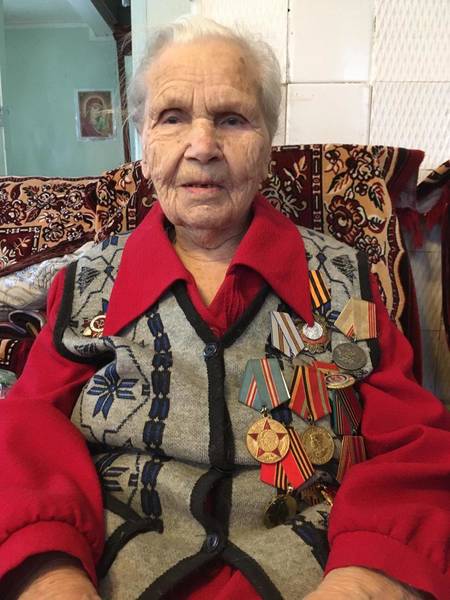 Старейшего почтовика Нижегородской области поздравили с 99-летием
