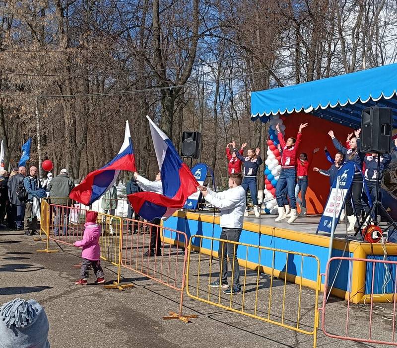 Всероссийская акция «10 000 шагов к жизни», приуроченная к Всемирному дню здоровья, прошла в Нижнем Новгороде
