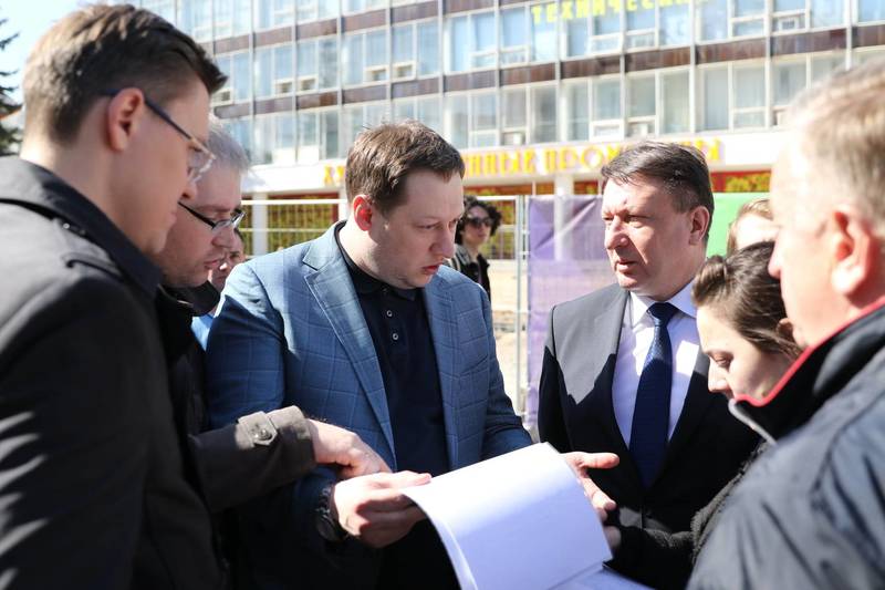 Депутаты оценили ход благоустройства улицы Большой Покровской в Нижнем Новгороде 