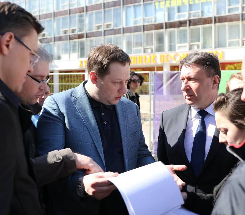 Депутаты оценили ход благоустройства улицы Большой Покровской в Нижнем Новгороде 