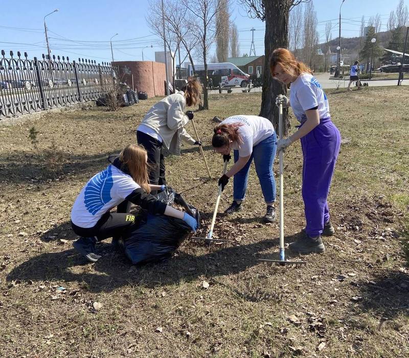 Нижегородские «Волонтеры Победы» присоединились к Международному субботнику
