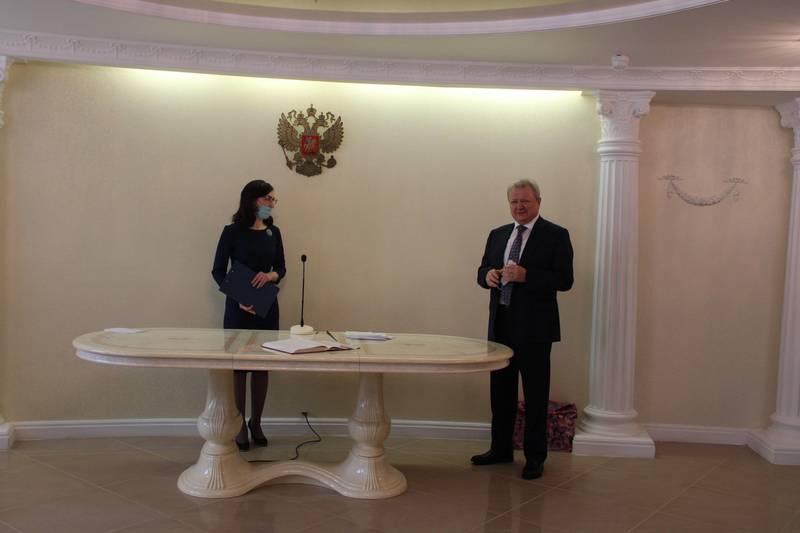 Дмитрий Краснов поздравил супружеские пары Арзамаса с Днем невест   