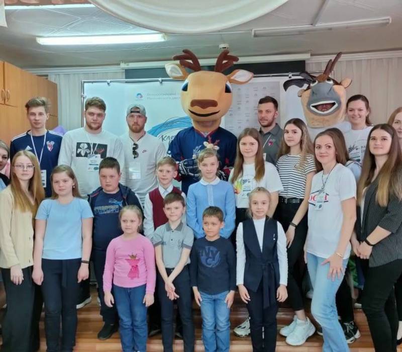 Торпедовцы провели встречу со школьниками Перевоза в рамках проекта "Классные встречи Российского движения школьников"