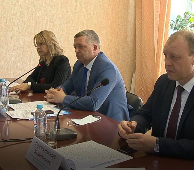 Более 100 предпринимателей приняли участие во встрече с региональным Минпромом в Воскресенском районе