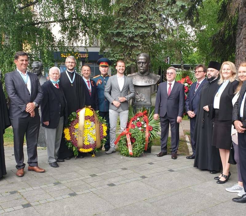 Памятник маршалу Жукову открыли в городе Баня-Луке Республики Сербской – региона-партнера Нижегородской области