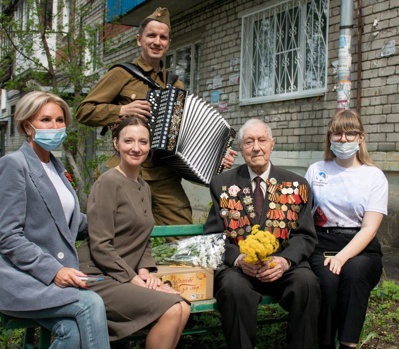 «Фронтовые бригады» поздравили нижегородских ветеранов c Днем Победы