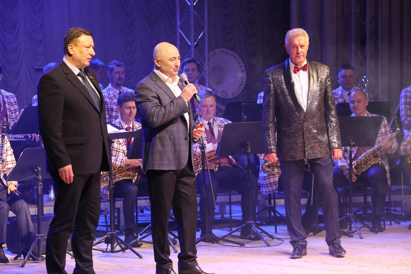 Нижегородский губернский оркестр дал концерт в честь юбилея художественного руководителя и главного дирижера Евгения Петрова 