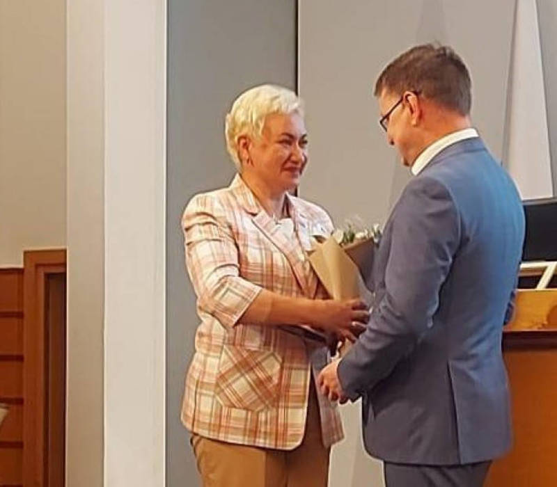 Ольга Краснова получила золотую медаль «За содействие»