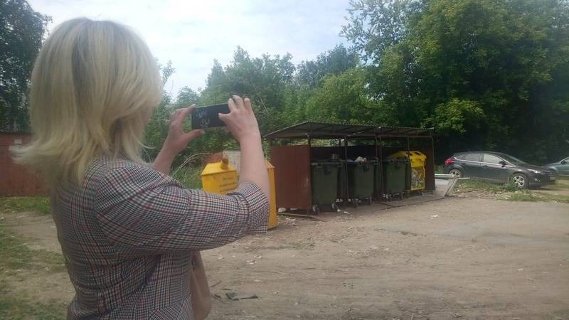 Минэкологии региона совместно с ГЖИ проверили состояние контейнерных площадок в г.о.г. Бор 