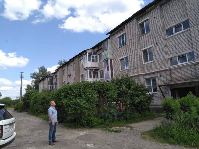 Госжилинспекция по обращению жителей обязала управляющую организацию в Урене отремонтировать кровлю