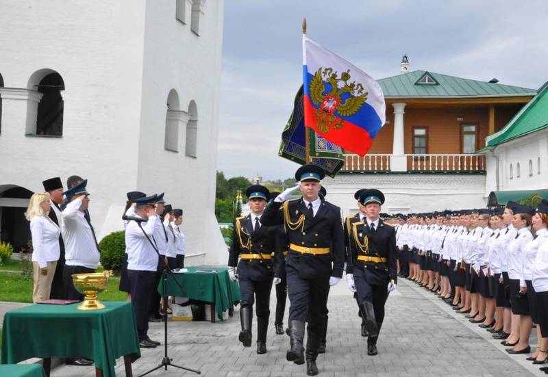 Судебные приставы приняли присягу на верность народу и Закону