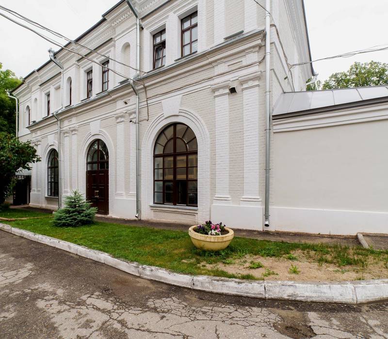 На реставрацию «Гимназического манежа Александровского Дворянского Института» направлено 9,6 млн рублей 