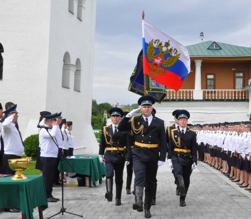 Судебные приставы приняли присягу на верность народу и Закону