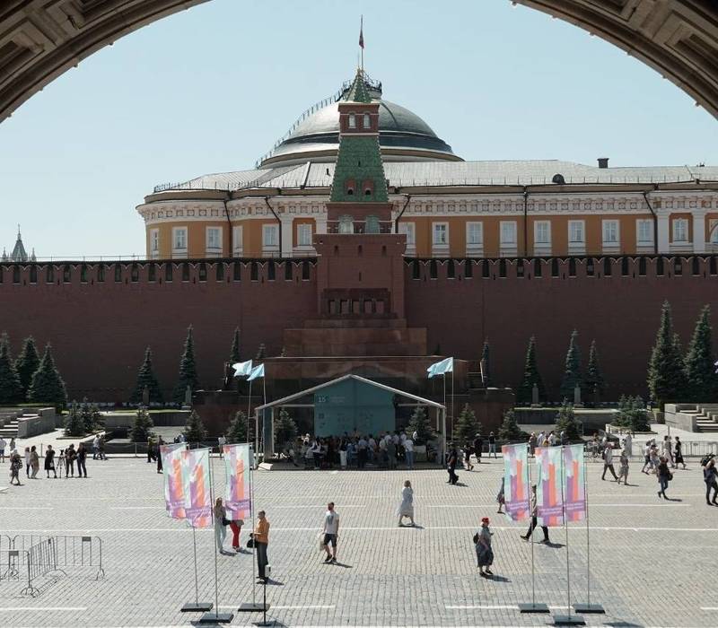 Посетителей книжного фестиваля «Красная площадь» в Москве пригласили на 800-летие Нижнего Новгорода