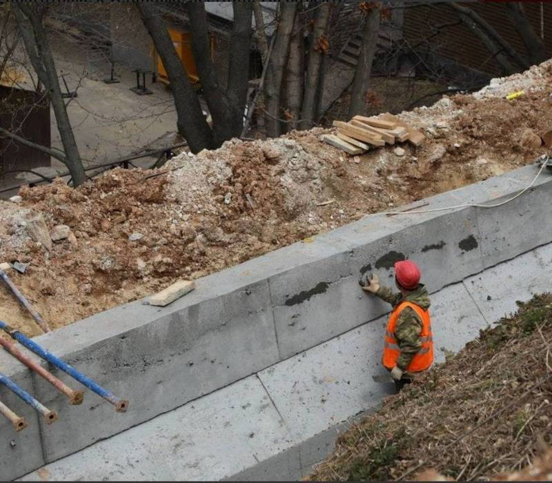 В Нижегородском кремле завершается укрепление склонов 
