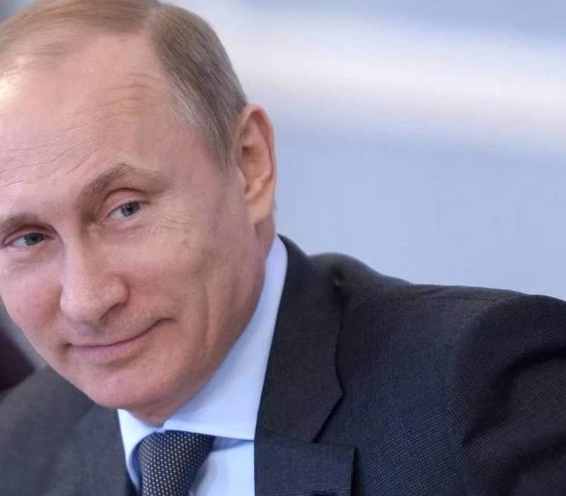 Известный нижегородский политический обозреватель Вадим Андрюхин высказал мнение о статье президента об истории взаимоотношений России и Украины