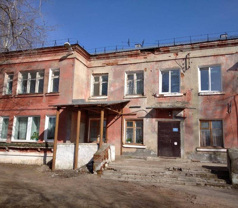В поликлинике участковой больницы посёлка Память Парижской Коммуны завершен капитальный ремонт фасада и кровли