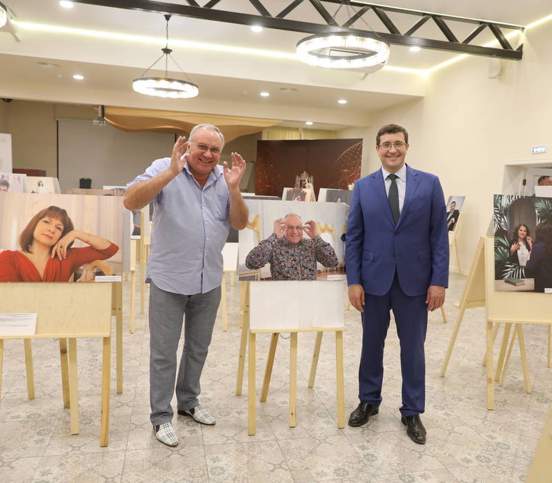 Глеб Никитин: «Фотовыставка дает возможность увидеть наших медиков в необычном для пациентов ракурсе»