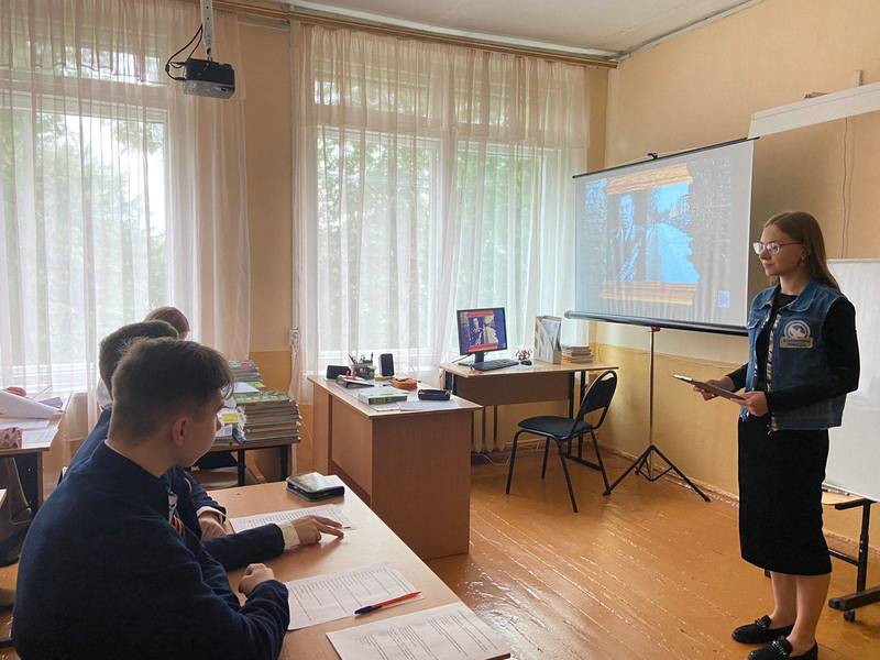 «Волонтеры Победы» организовали интерактивные уроки истории в школах Нижнего Новгорода