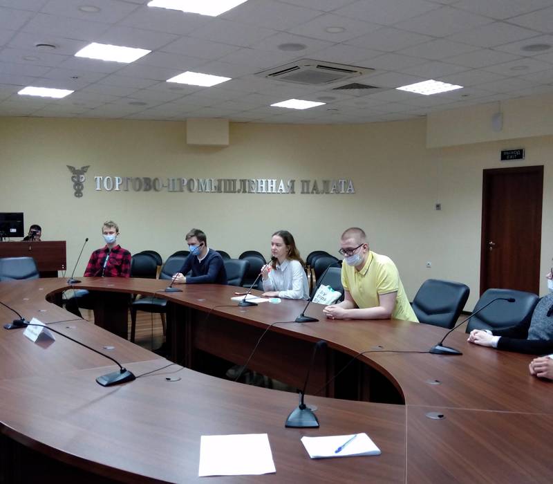 Наблюдатели провели встречу со студентами нижегородских вузов
