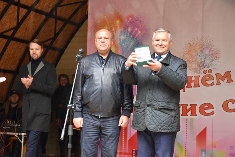 Фестиваль «Золотая хохлома»прошел в День города в Семеновском округе 