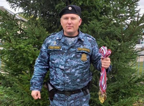 Служитель Закона, семьянин и спортсмен
