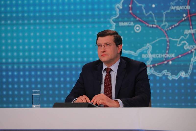 Глеб Никитин поручил решить вопрос с ремонтом дороги на улице Кооперативной в Сеченове