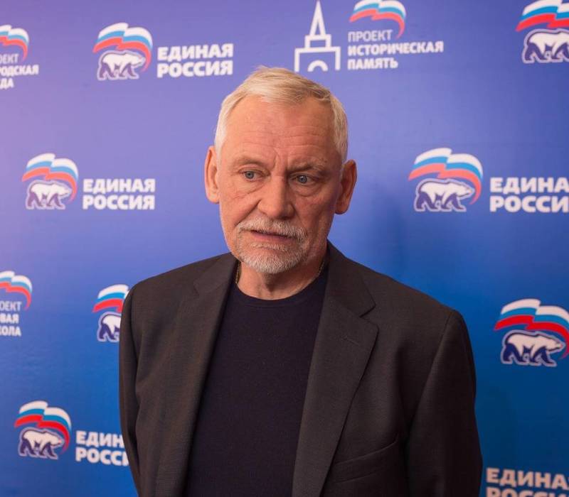 Вадим Булавинов: «Это та поддержка, которую теперь предстоит оправдывать своей законотворческой деятельностью и работой в округе»