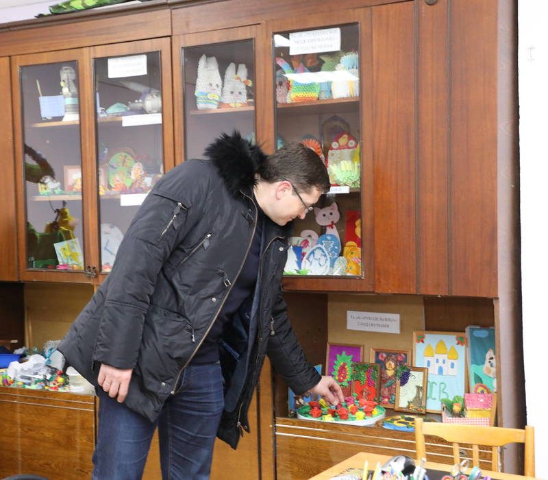 Глеб Никитин: «Область окажет финансовую поддержку при проведении капремонта в Гагинской детской школе искусств»