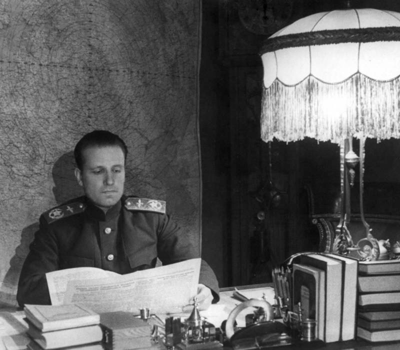 Что вело по жизни Александра Голованова и кто прячет его портрет