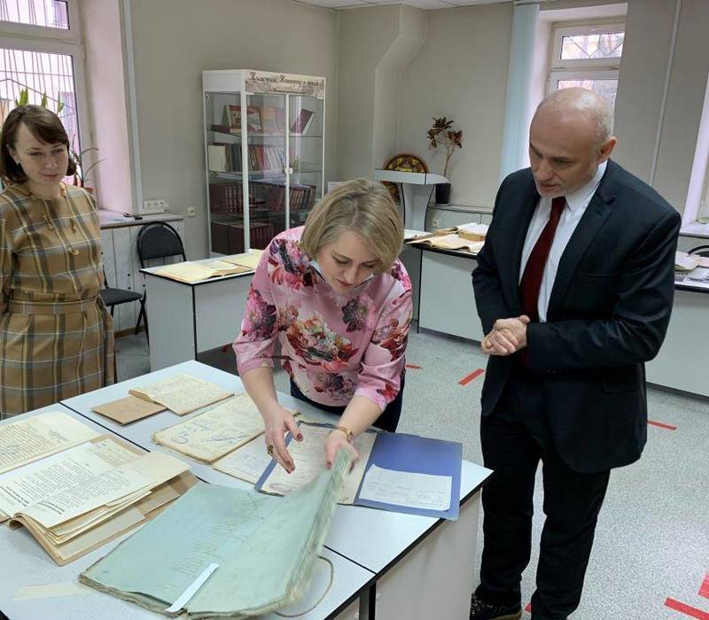 Представитель посольства Чехии в РФ ознакомился с историей 200-летнего сотрудничества его страны с Нижегородской областью 