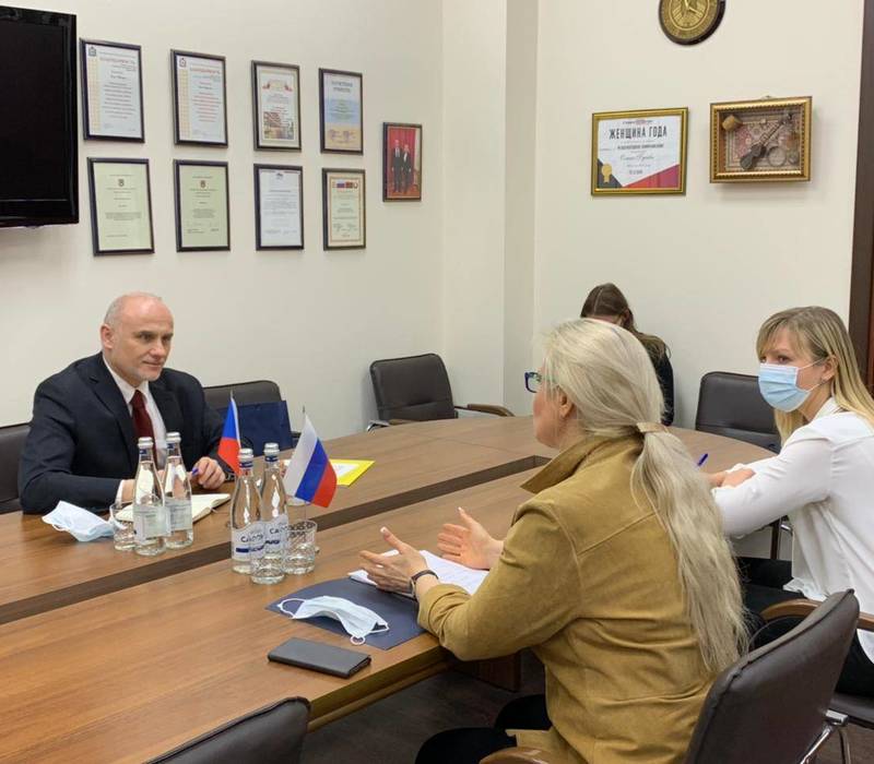 Ольга Гусева встретилась с представителем посольства Чехии в России Томашем Гартом