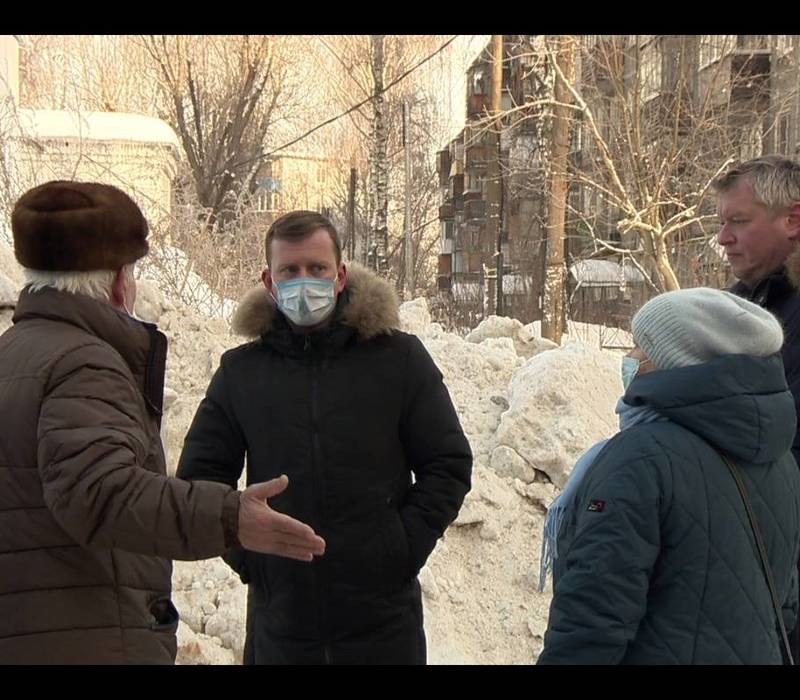 Минэкологии Нижегородской области проверило состояние контейнерной площадки в Советском районе