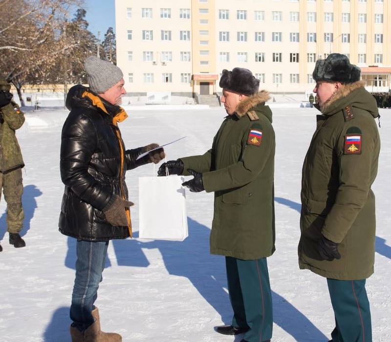 В День защитника Отечества для юнармейцев провели экскурсию по воинской части 